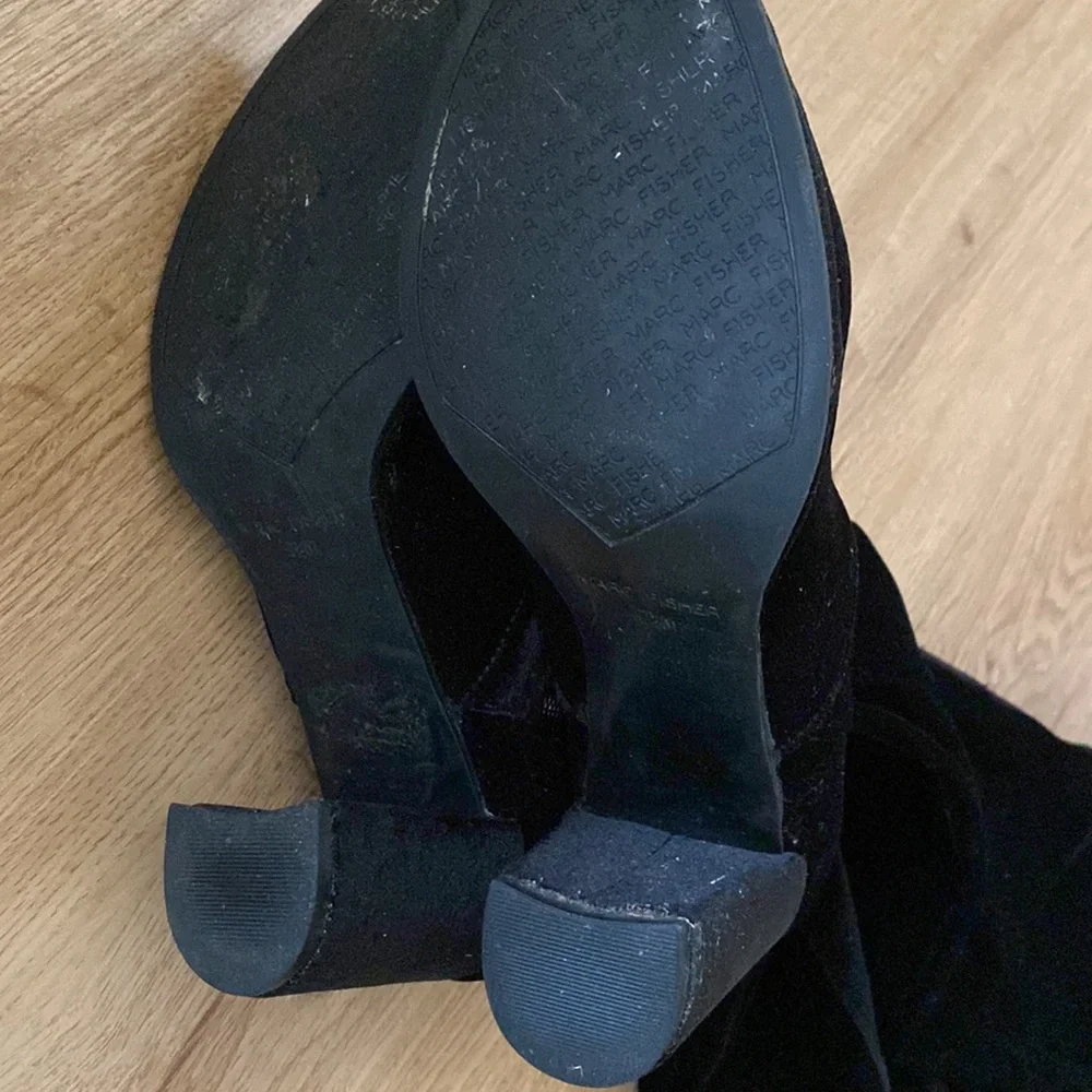 NWOT Marc Fisher Over The Knee Black Velvet block heal Boots size 7.5